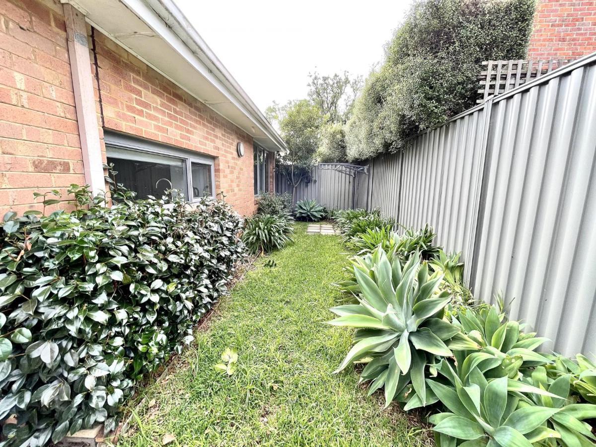 Brighton Villas By Readyset Melbourne Exterior photo